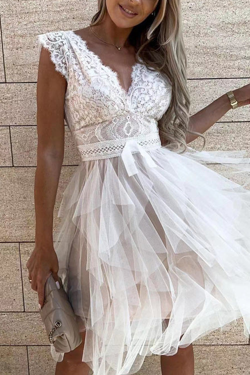 Amelia - Lace Ruffle Midi Dress