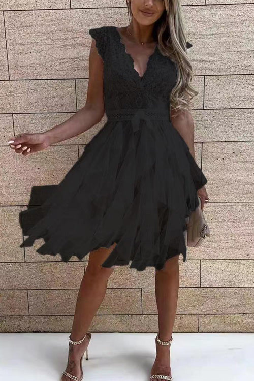 Amelia - Lace Ruffle Midi Dress