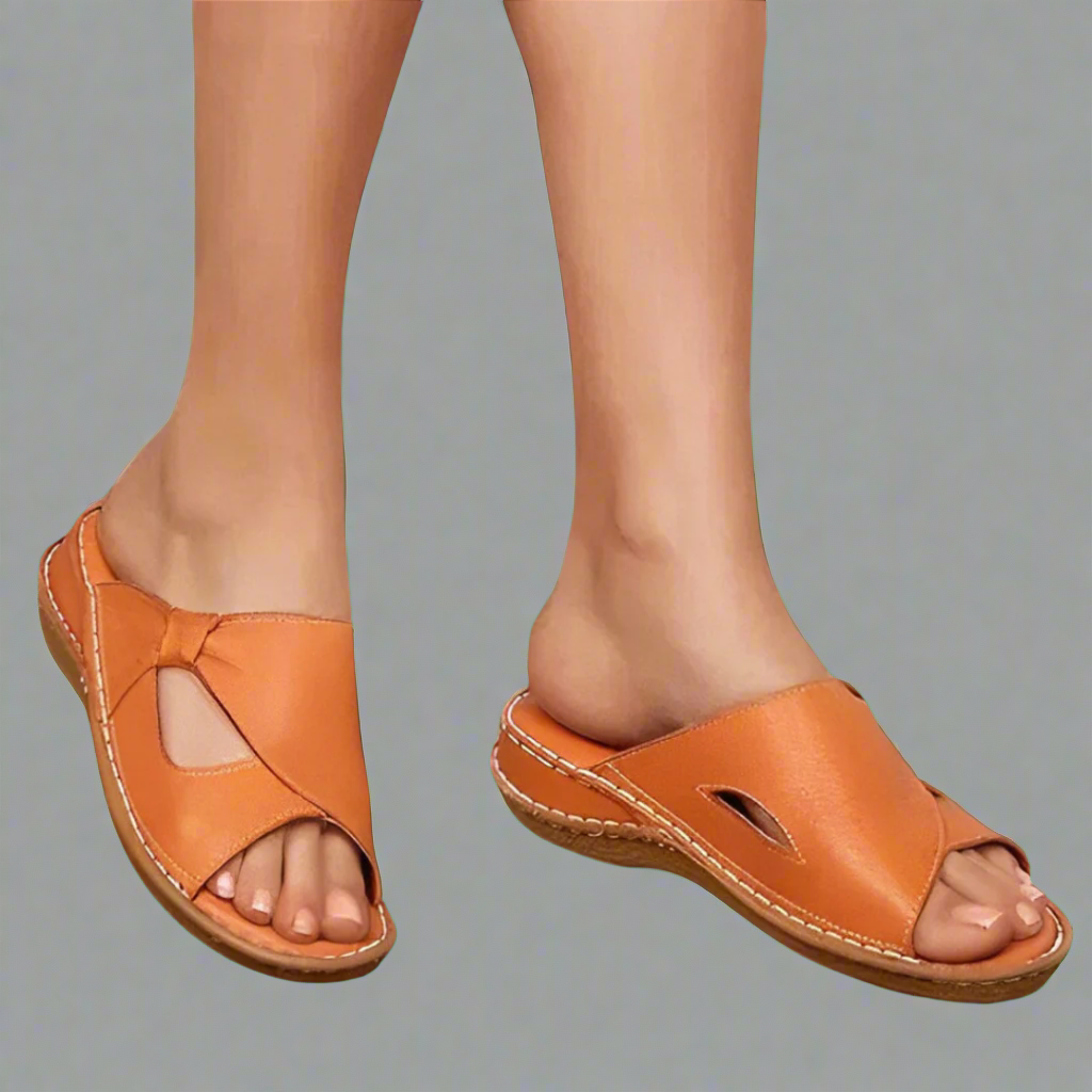 Yvonne | Orthopaedic sandals made from premium materials