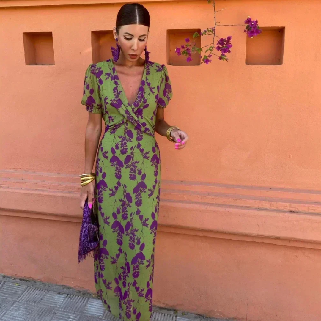 Sophia - Elegant Summer Dress