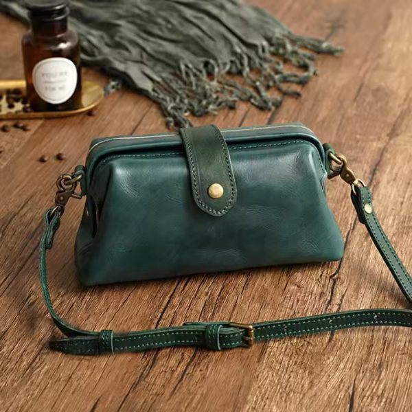 Poppy's Timeless Charm - Unique Women's Bag
