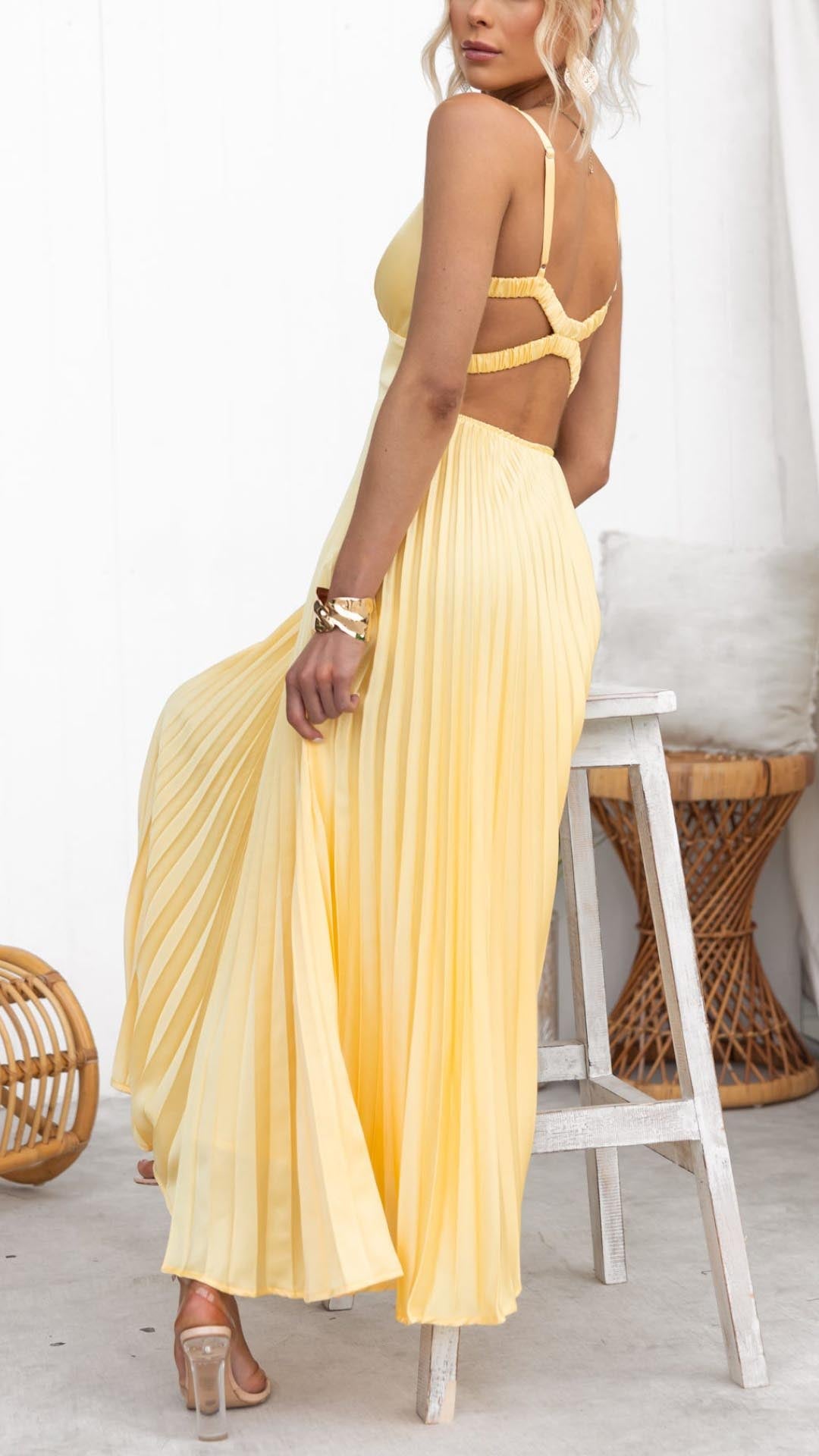 Aby - Yellow Pleated V-Neck Maxi Dress