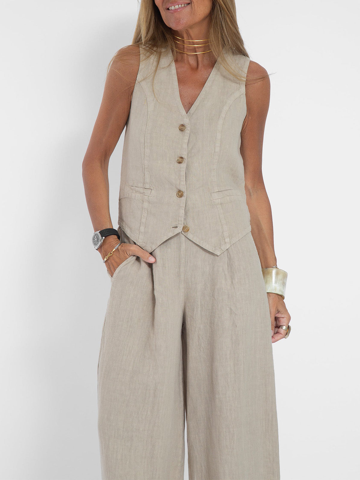 Aira - Buttoned vest and wide-leg pants set