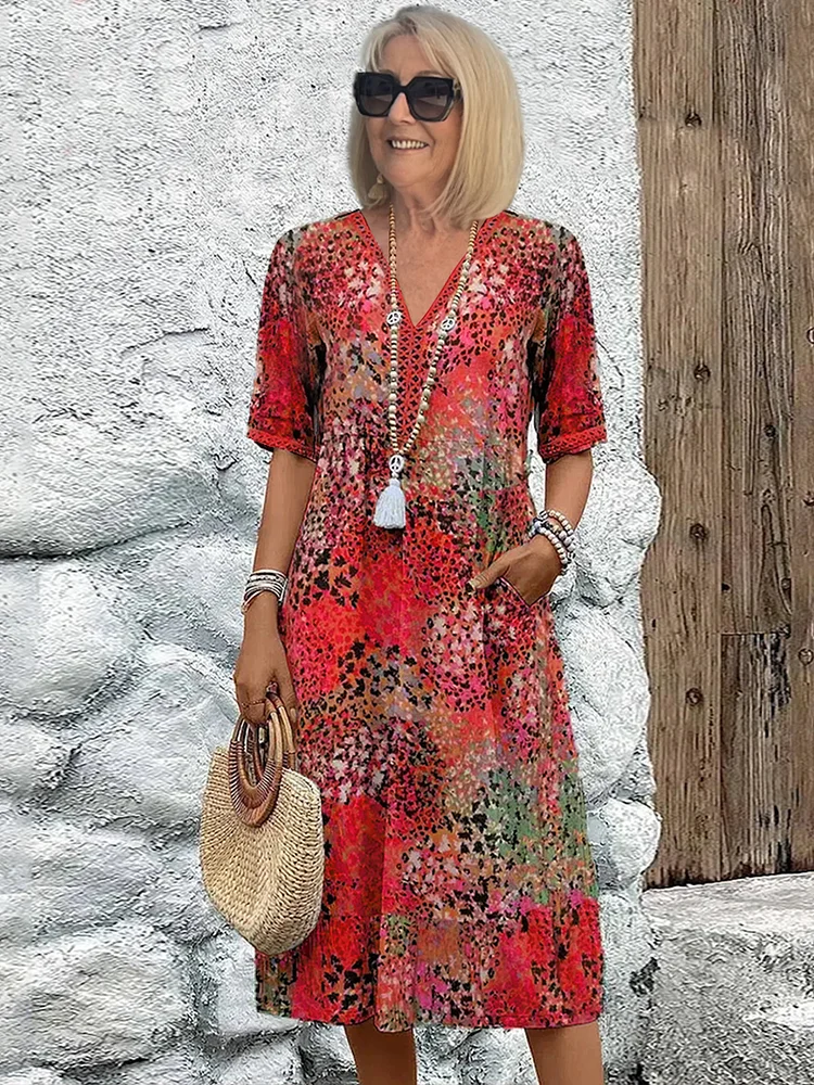 Sophia - Elegant maxi dress with playful floral print