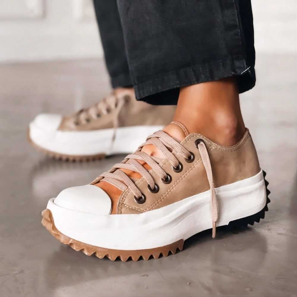 Yasmin - Comfortable Sneakers
