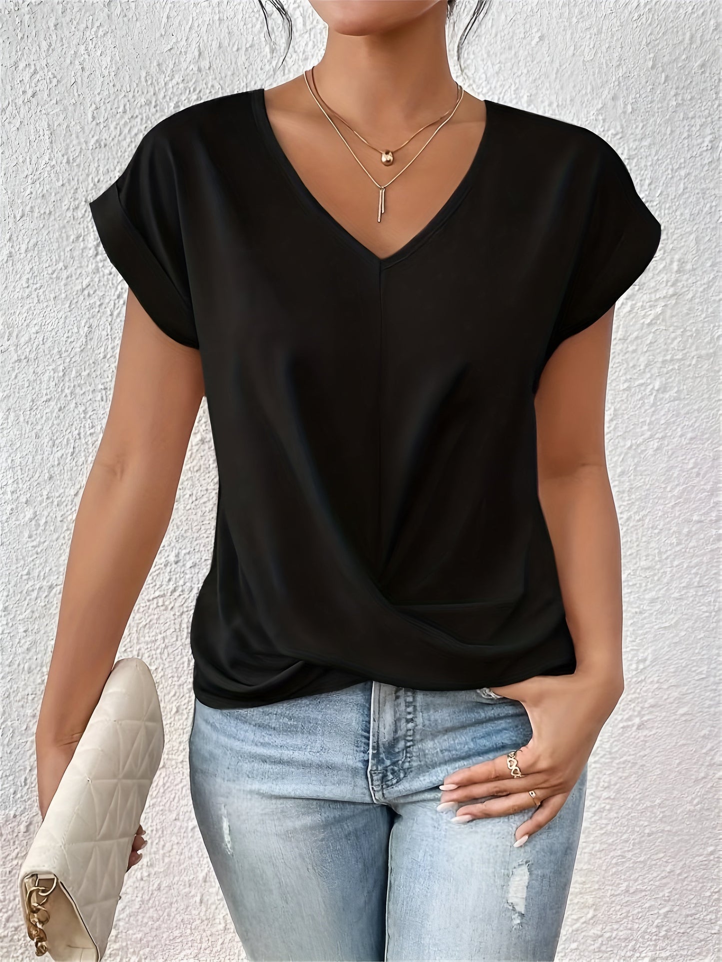 Sophie - Relaxed Fit Heart V-Neck T-Shirt