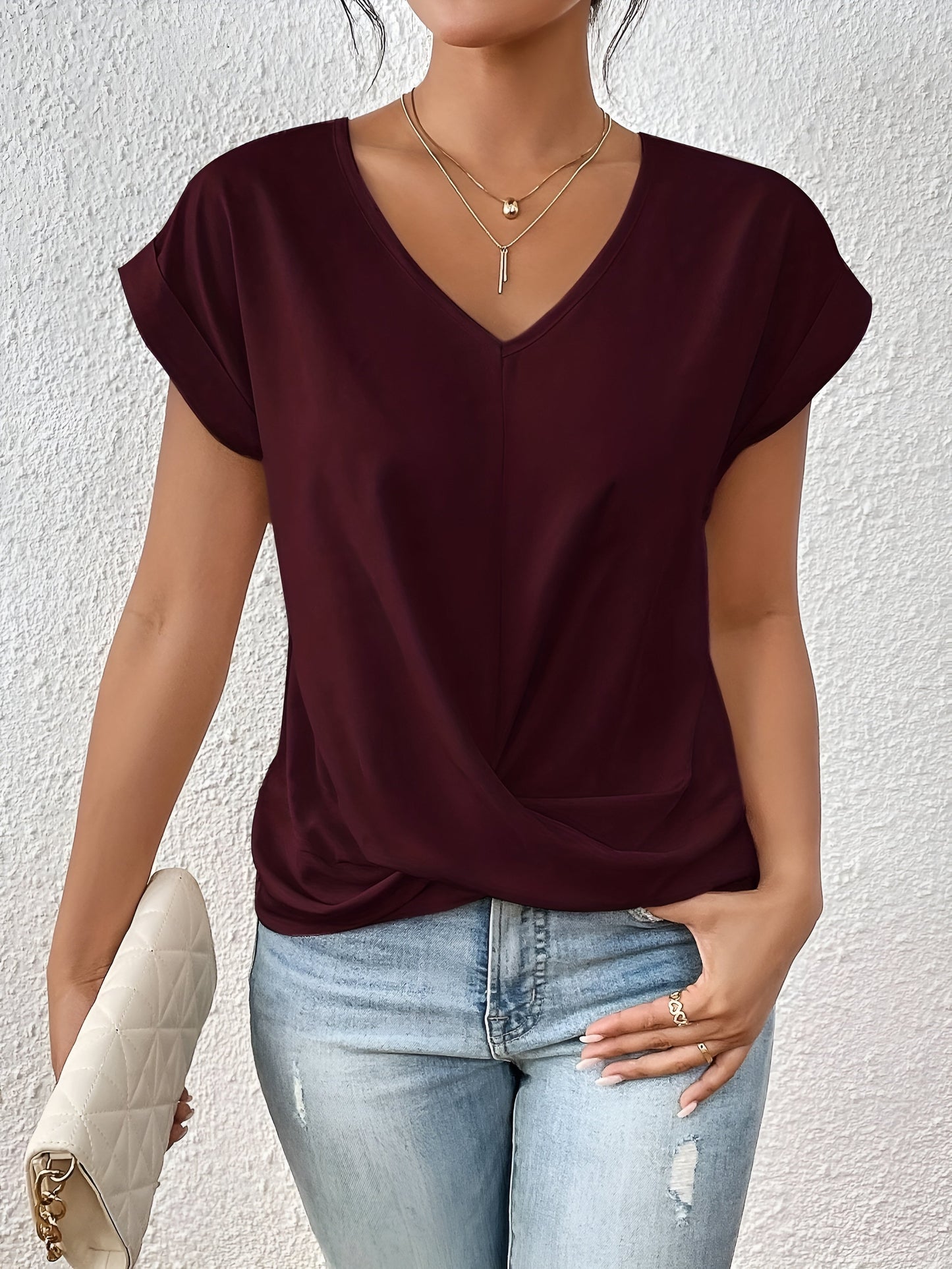 Sophie - Relaxed Fit Heart V-Neck T-Shirt
