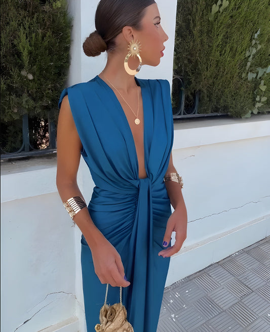 Poppy - Soft Folds and Modern Elegance
