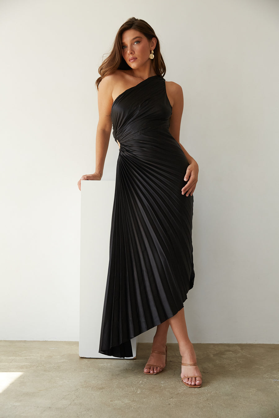Sylviana - One-Shoulder Pleated Dress